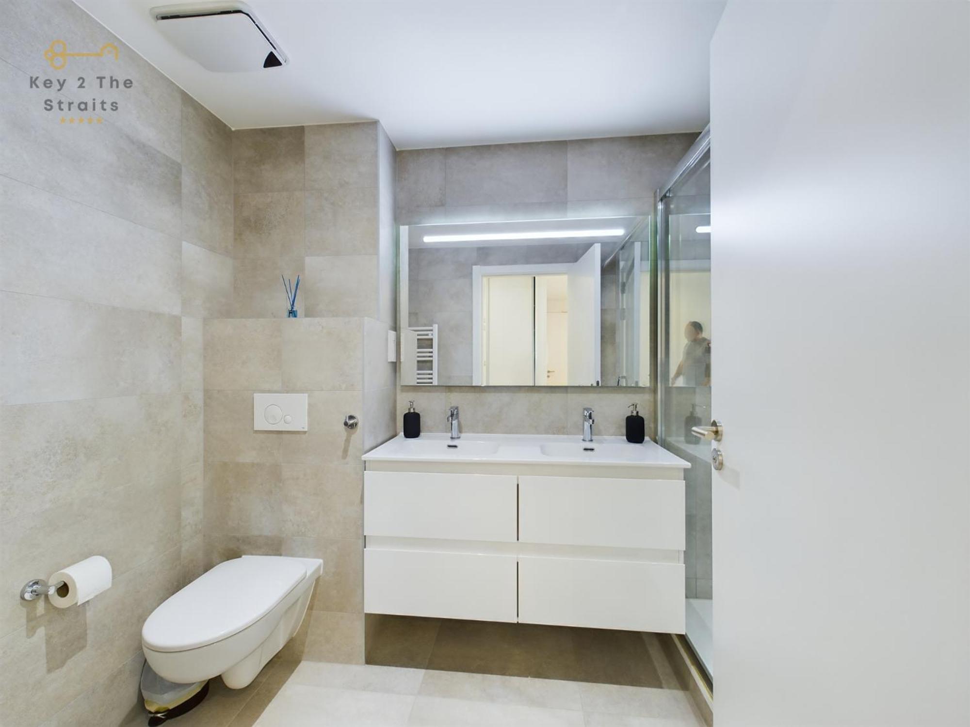 Luxury Sunrise Beach And Oceanview Room With Balcony Gibraltar Exterior photo